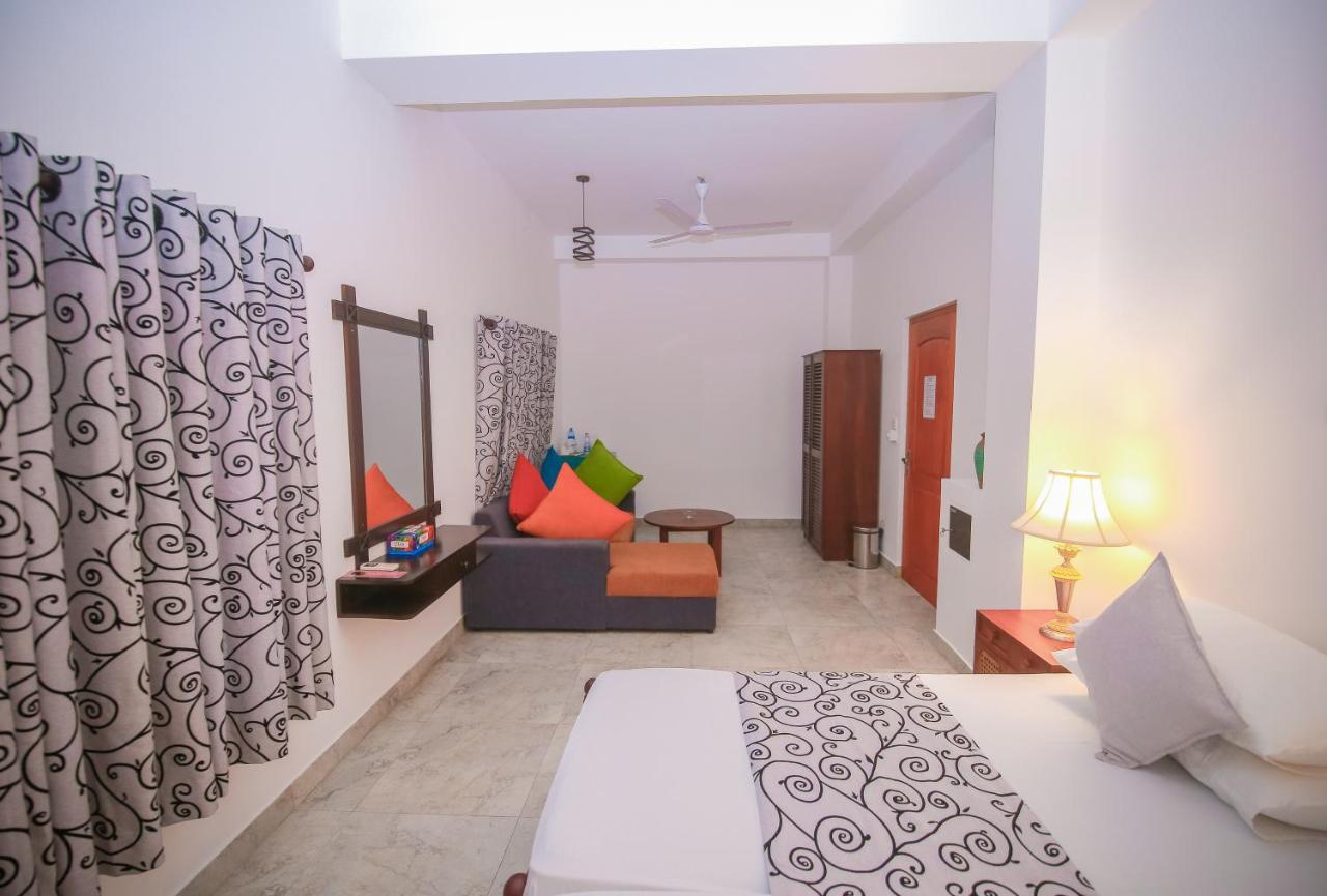 Villa Paradise Hikkaduwa Exterior photo